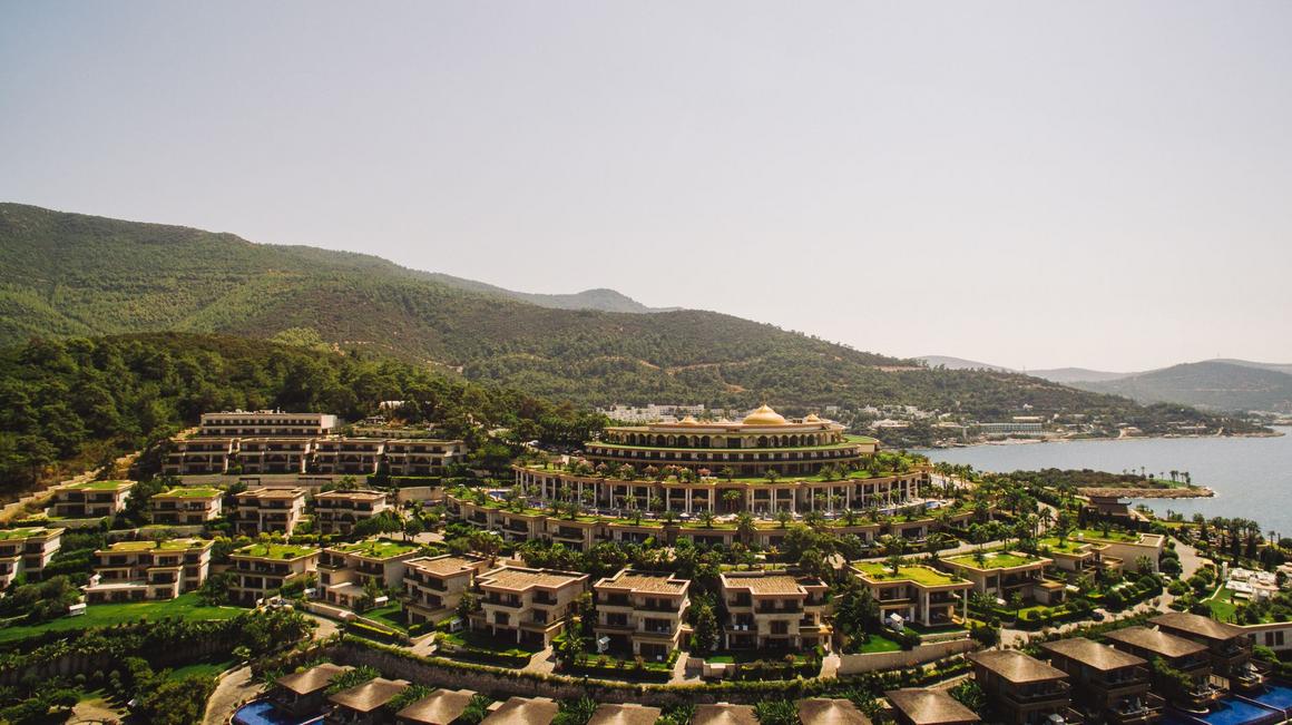 A luxury coastal resort representing tour operator suppliers and travel trade partnerships