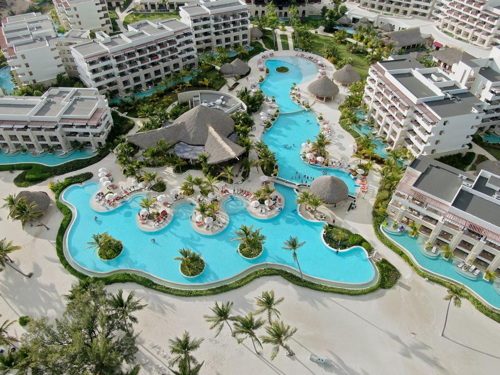 Luxury resort with clear safety measures creating travel trade reassurance for buyers